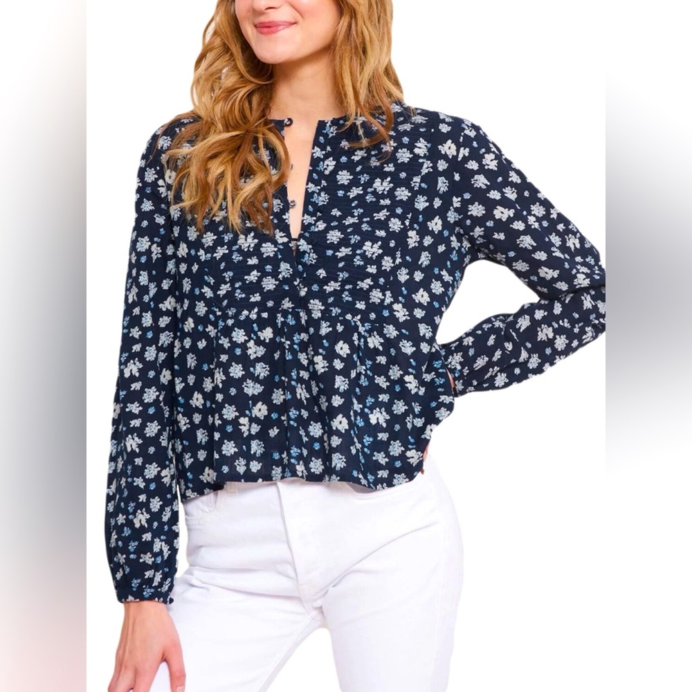 Roberta Roller Rabbit Navy Blue Floral Jessica Huri Top Medium